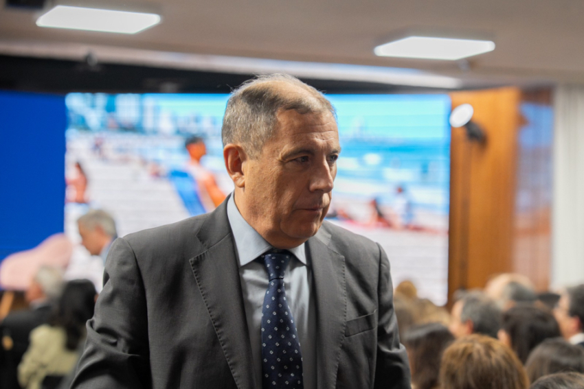 Oddone: Exitosa colocación de bonos por 1.300 millones de dólares fortalece credibilidad de Uruguay y su capacidad de inversión