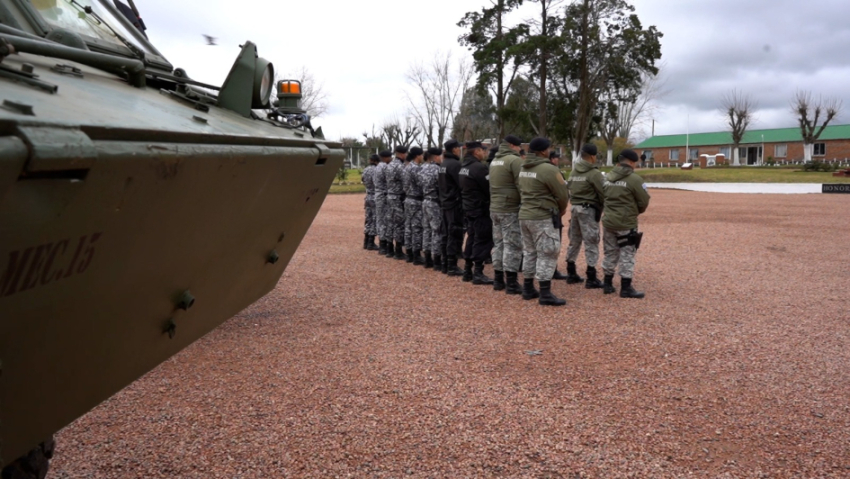 Comenzó capacitación a funcionarios policiales sobre manejo de blindados