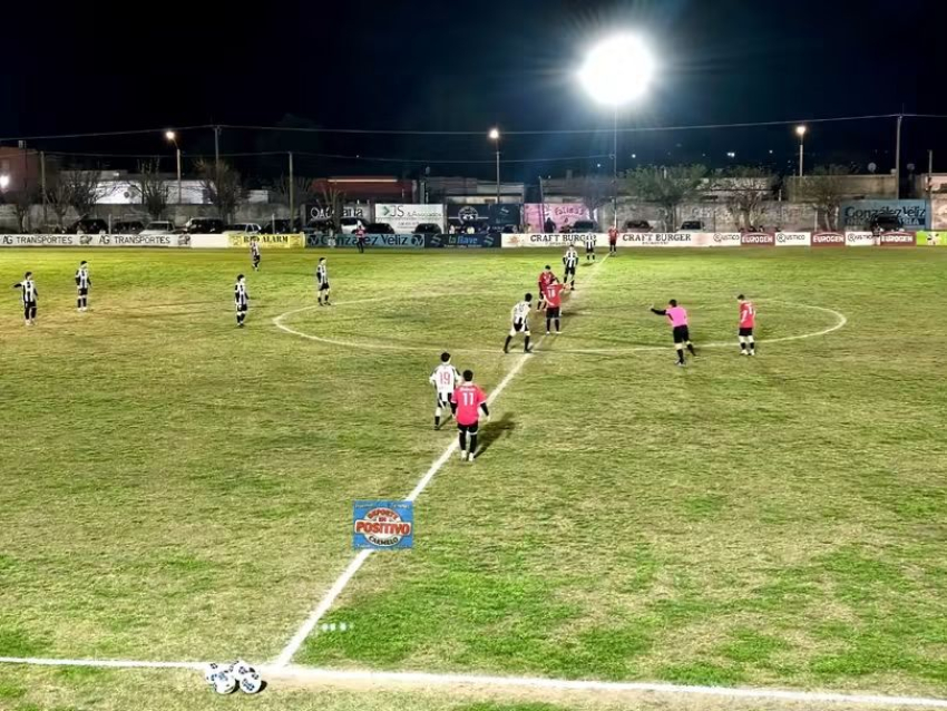 Debutaron los equipos Carmelitanos en el Departamental