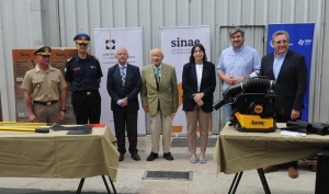 Gobierno recibió donación de equipamiento para combatir incendios forestales