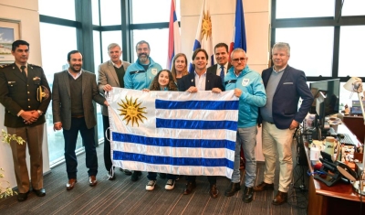 Lacalle Pou entregó pabellón nacional a atleta que representará a Uruguay en Juegos Paralímpicos